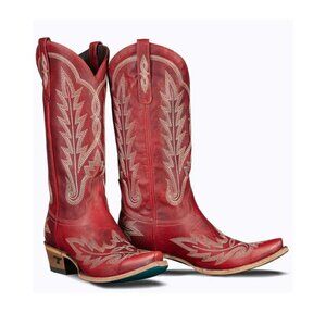 LANE Lexington Western Boots Snip Toe in Ruby Red